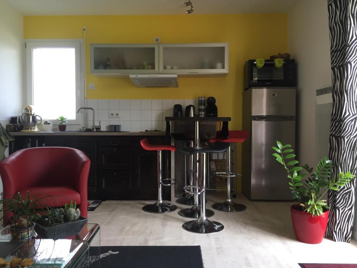 Maison A La Campagne A 2Km Du Circuit De Bresse Sagy  エクステリア 写真