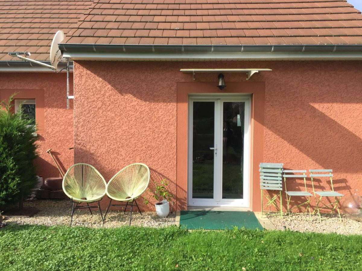 Maison A La Campagne A 2Km Du Circuit De Bresse Sagy  エクステリア 写真